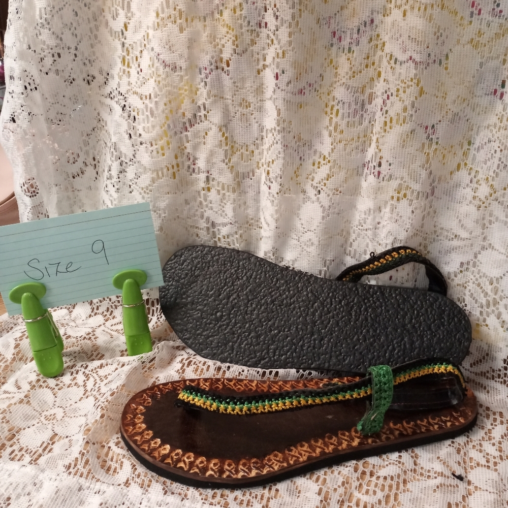 Sandles - Picture 3 of 3